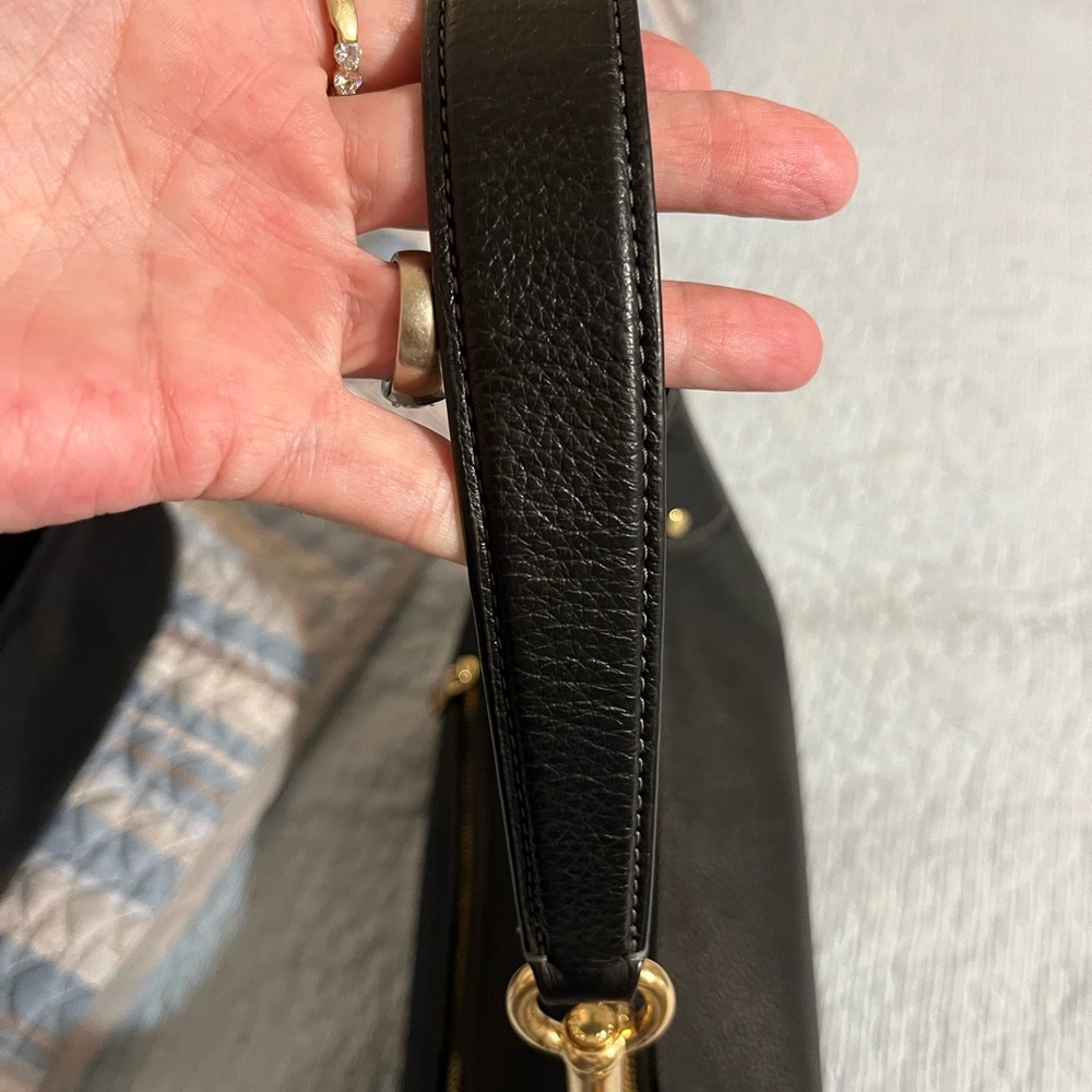 EUC CUTE COACH HOBO 13x9 - Picture 7 of 13